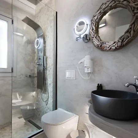 Thalassa Luxury *